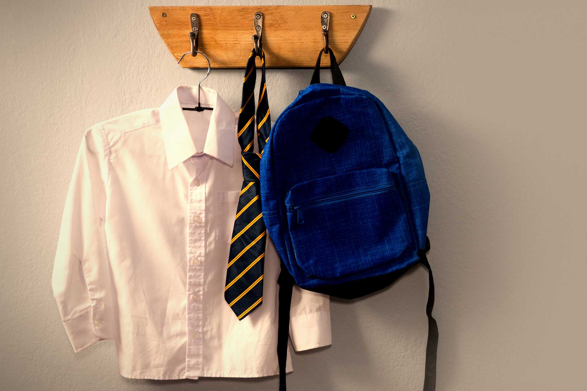 Lire la suite à propos de l’article École privée Paris : quels sont les avantages de l’uniforme à l’école ?