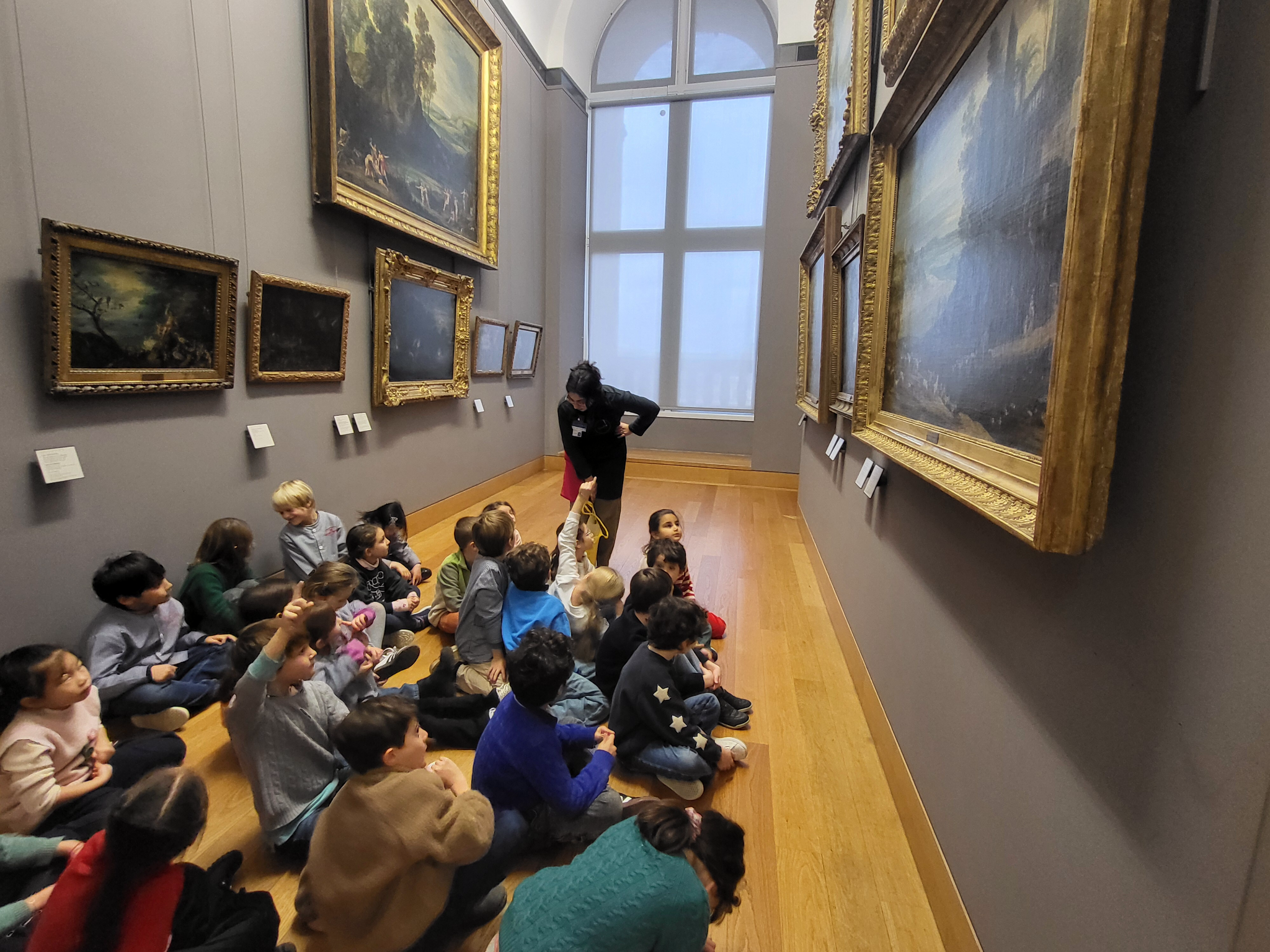 Lire la suite à propos de l’article Visite au musée du Louvre